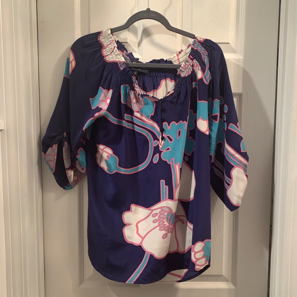 Beautiful silk yumi Kim blouse